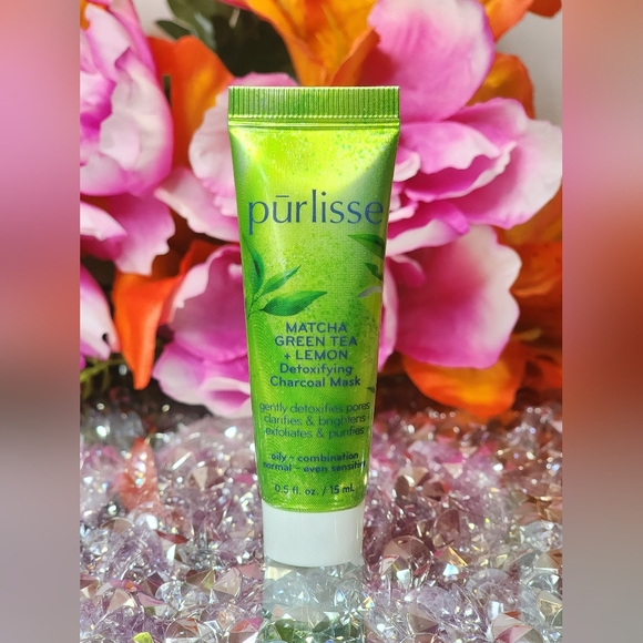 **5 for $25** Pūrlisse ~ Matcha + Green Tea + Lemon ~ Detoxifying Charcoal Mask - Picture 2 of 2